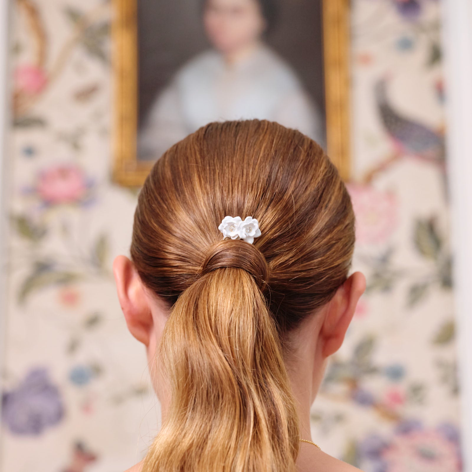 Gardenia and cut glass stone hair pin