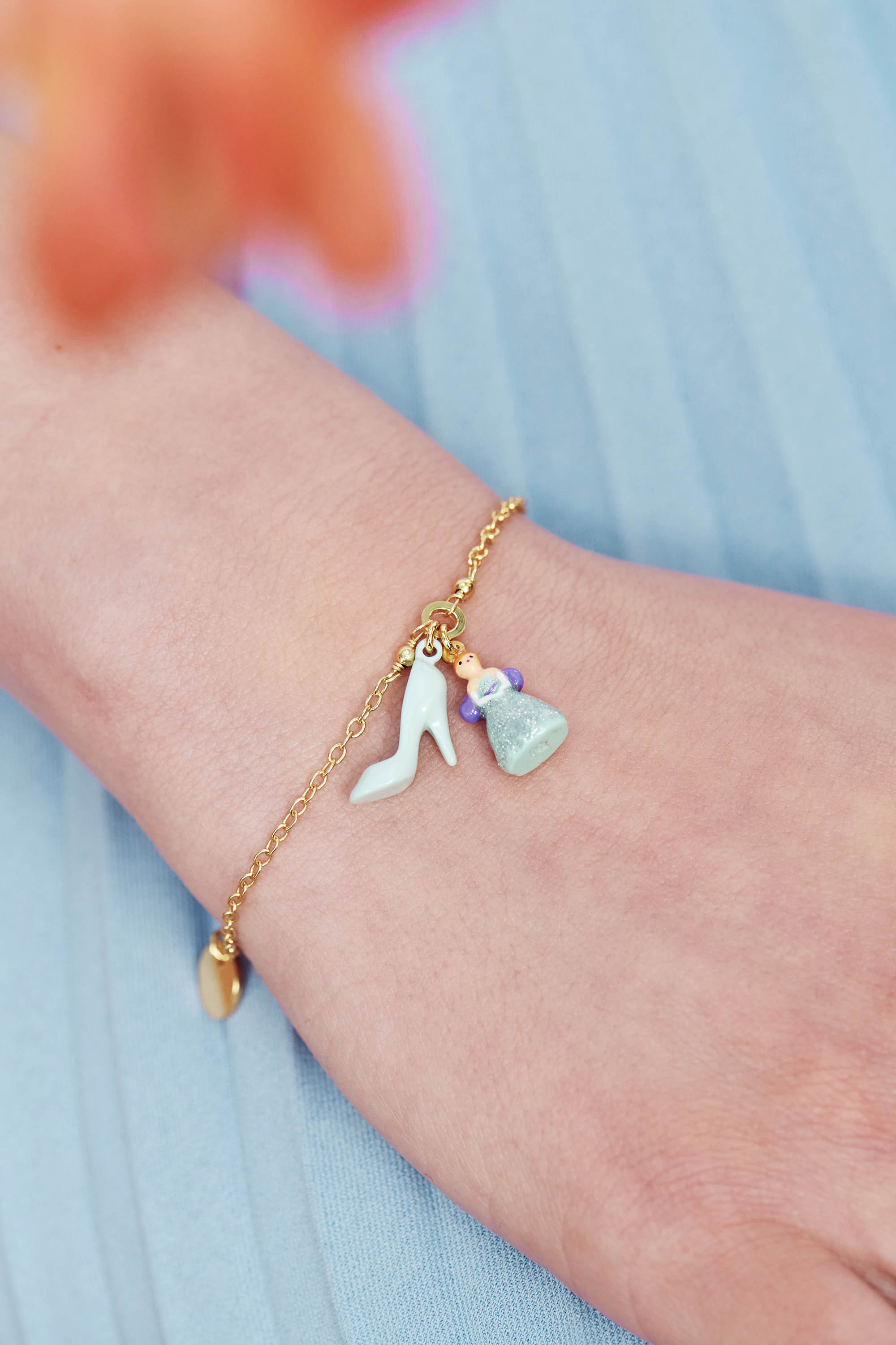 Slipper and Cinderella thin bracelet