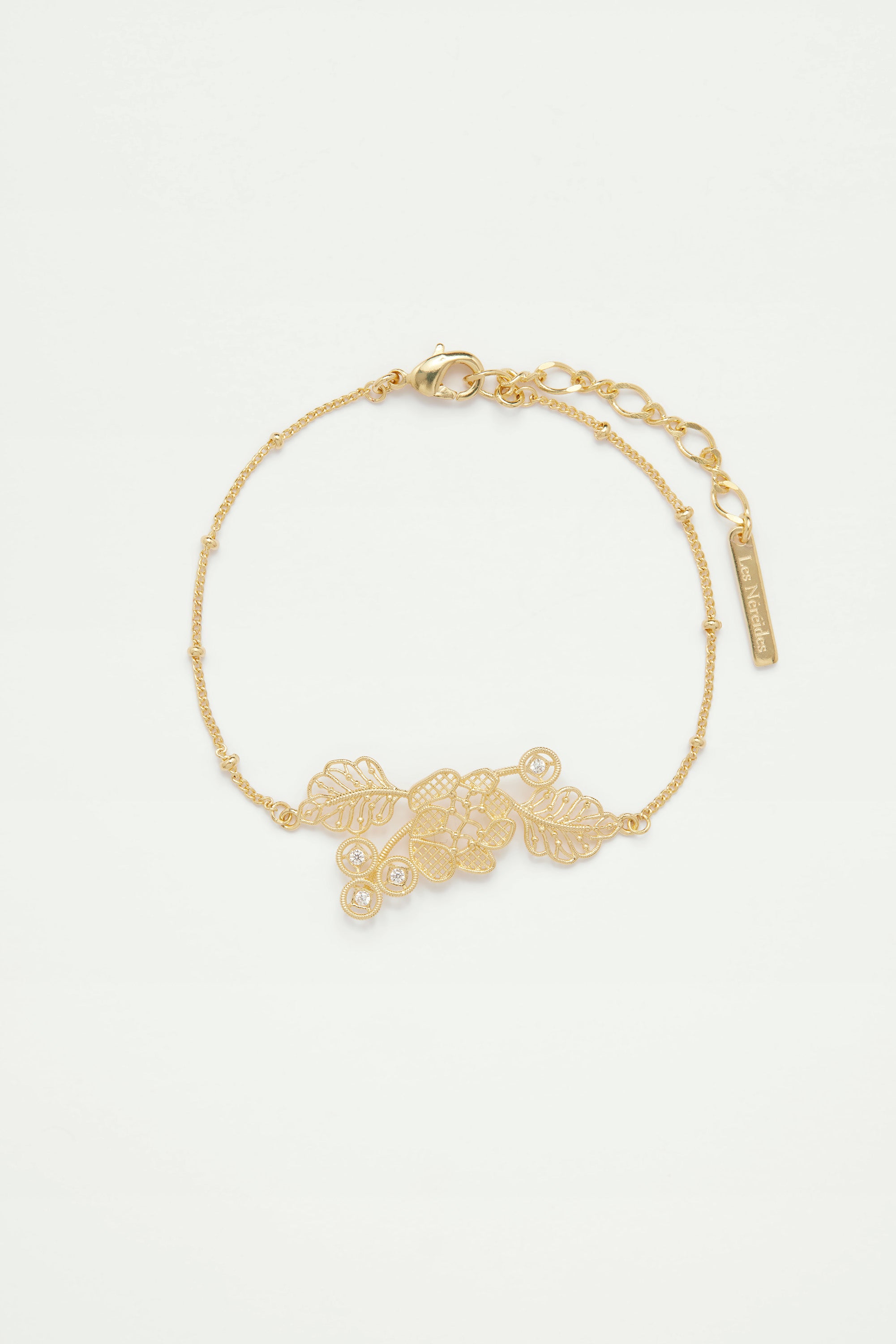 Gold thread fine bracelet