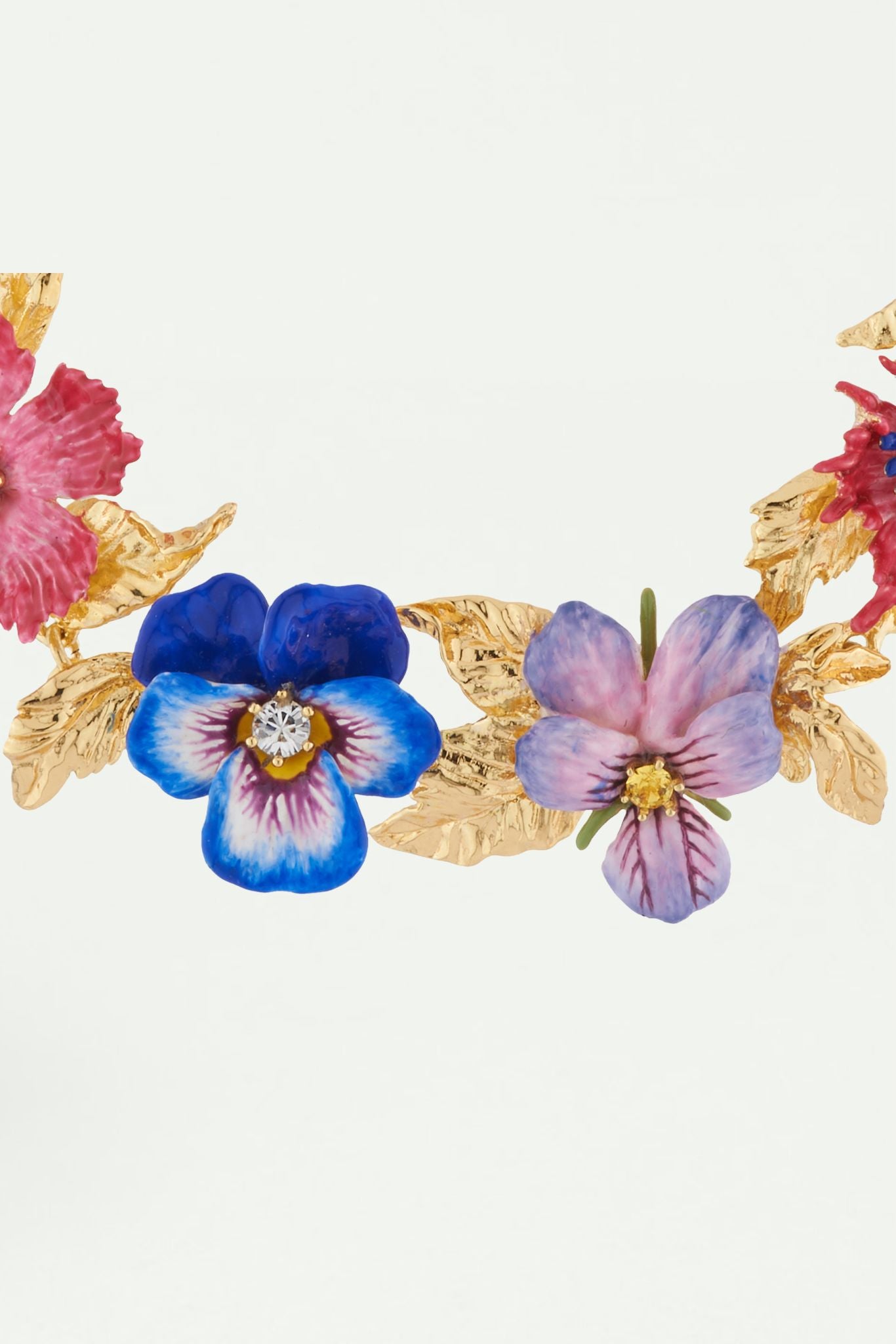 Winter's flower and golden leaves collar necklace