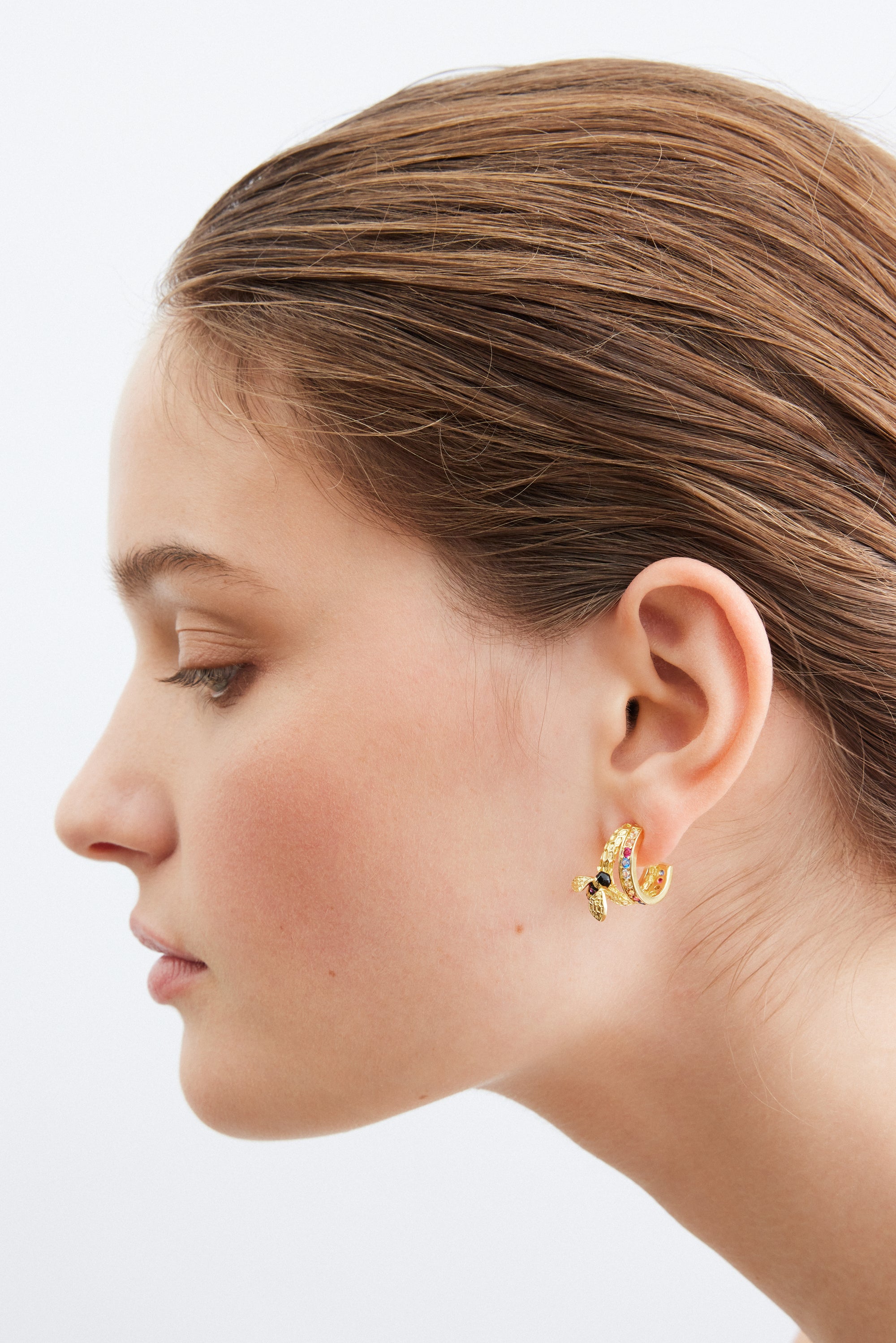 Gold hoop earrings with bee and multicoloured stones