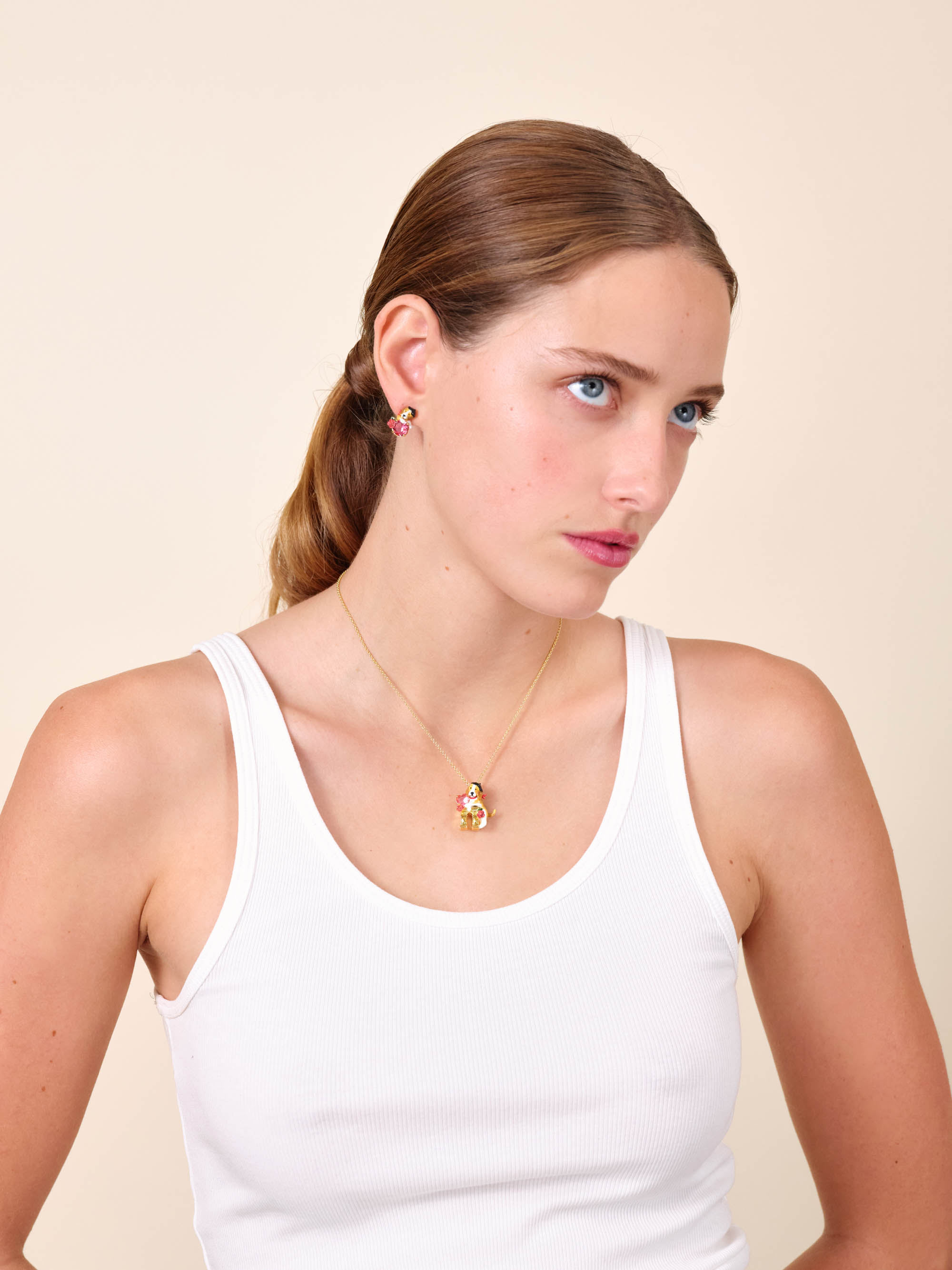 Beagle and Arc de Triomphe pendant necklace