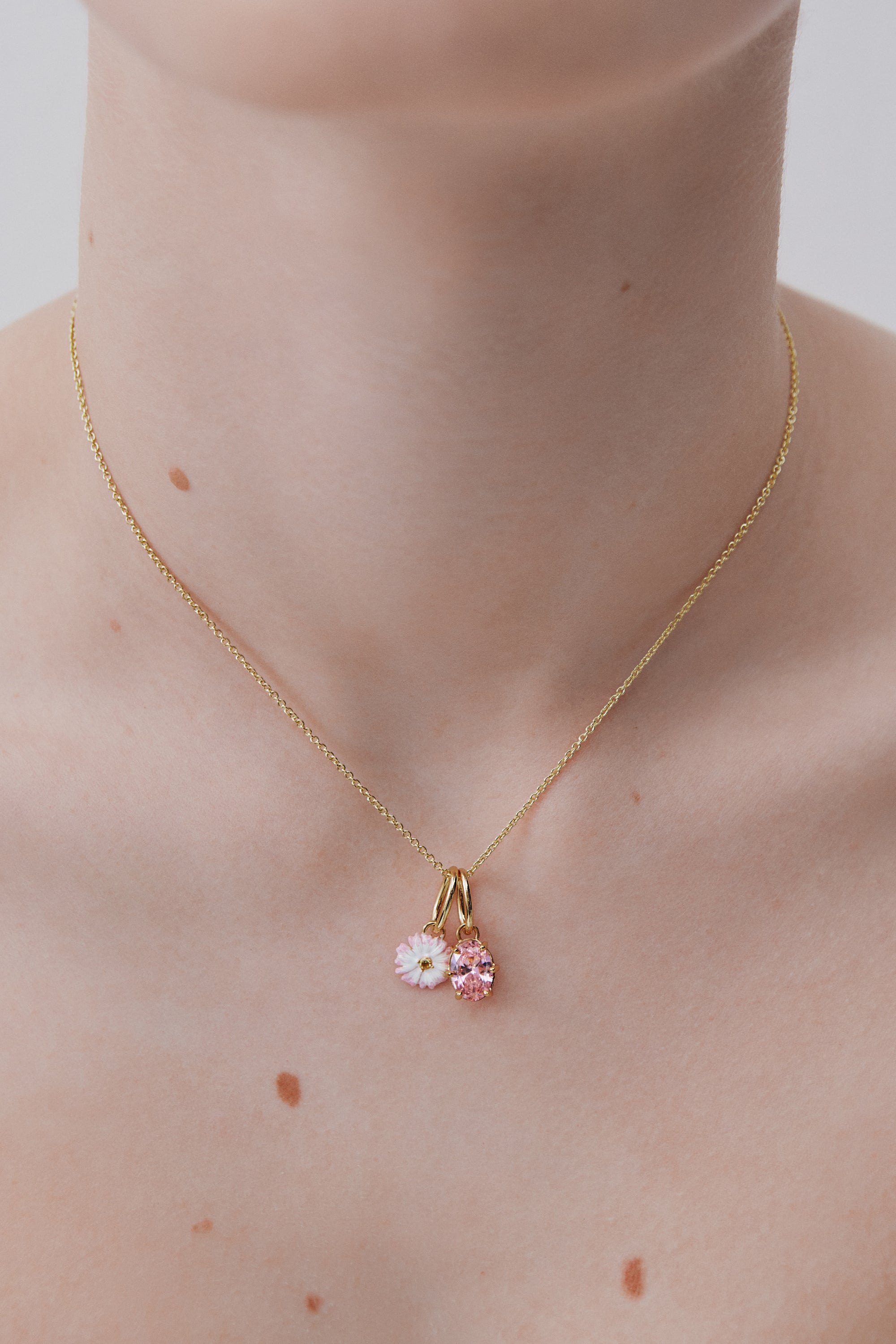 Daisy pendant, Hope and Refinement - June