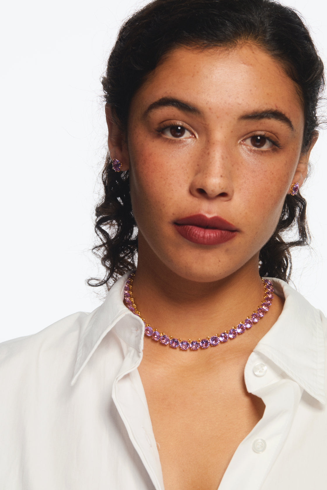 Lavender Diamantine round stone chocker necklace