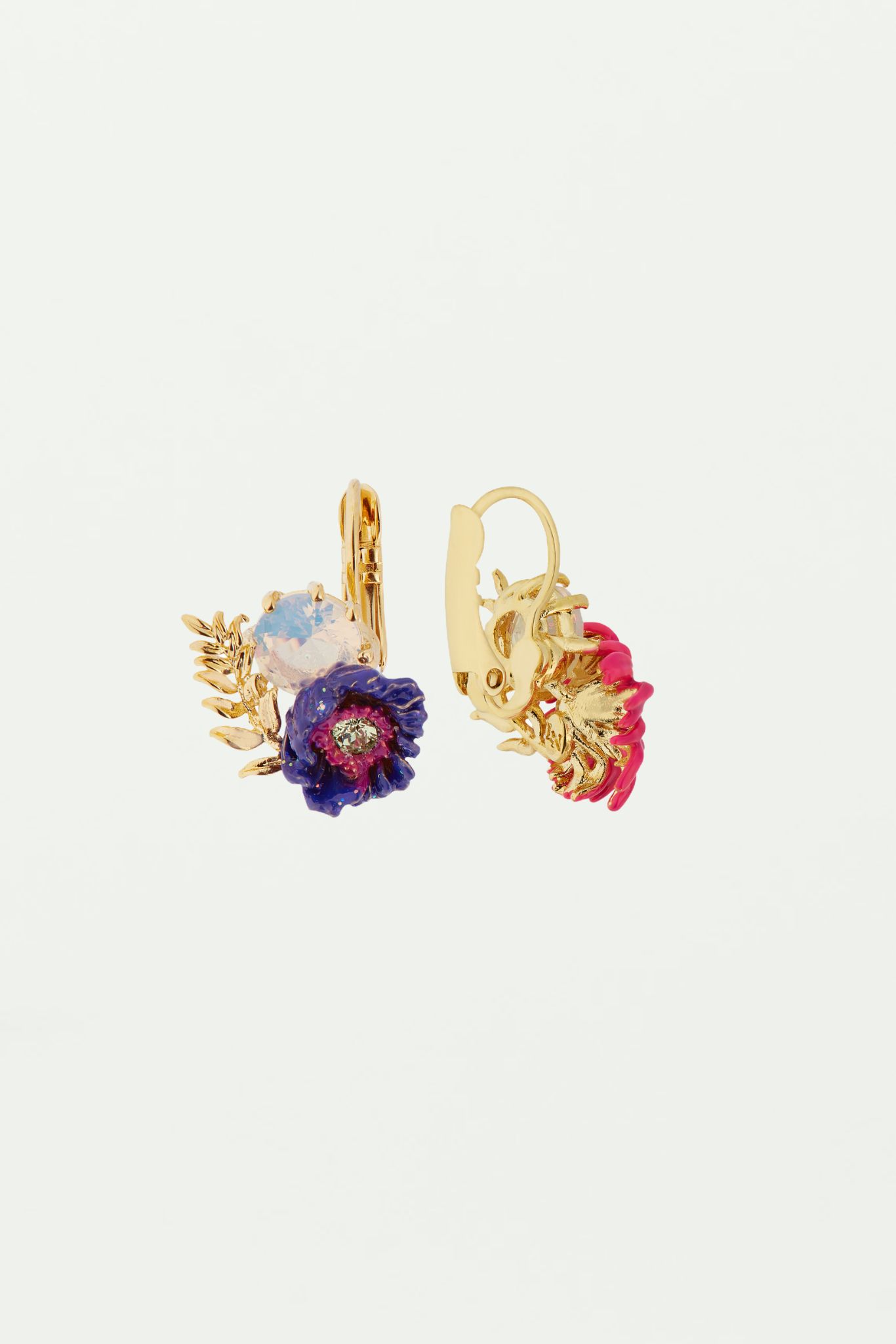 Imaginary flower and crystal sleeper earrings