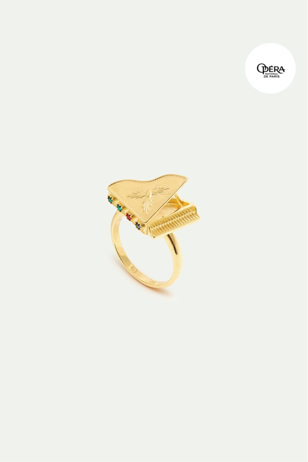 Gold piano ring