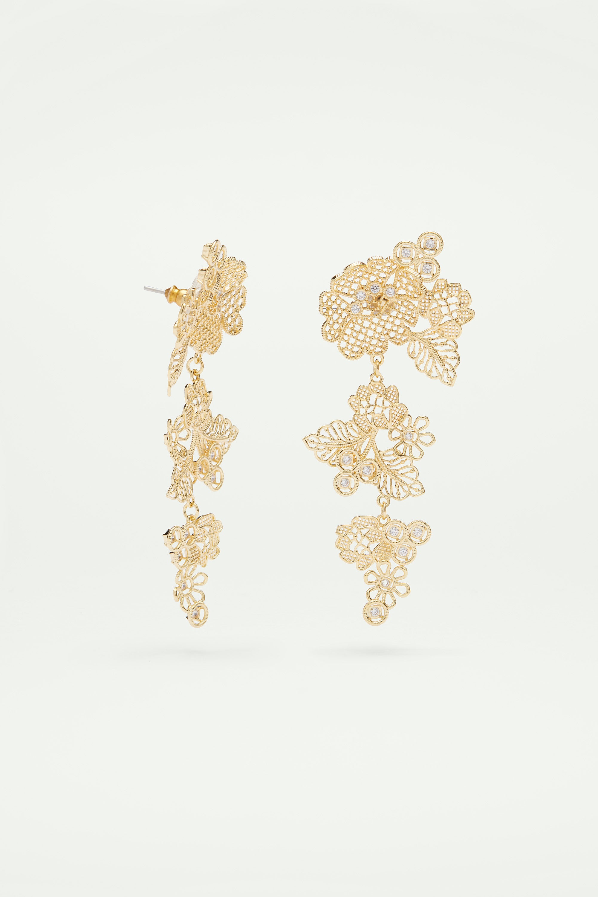 Gold thread clip-on earrings