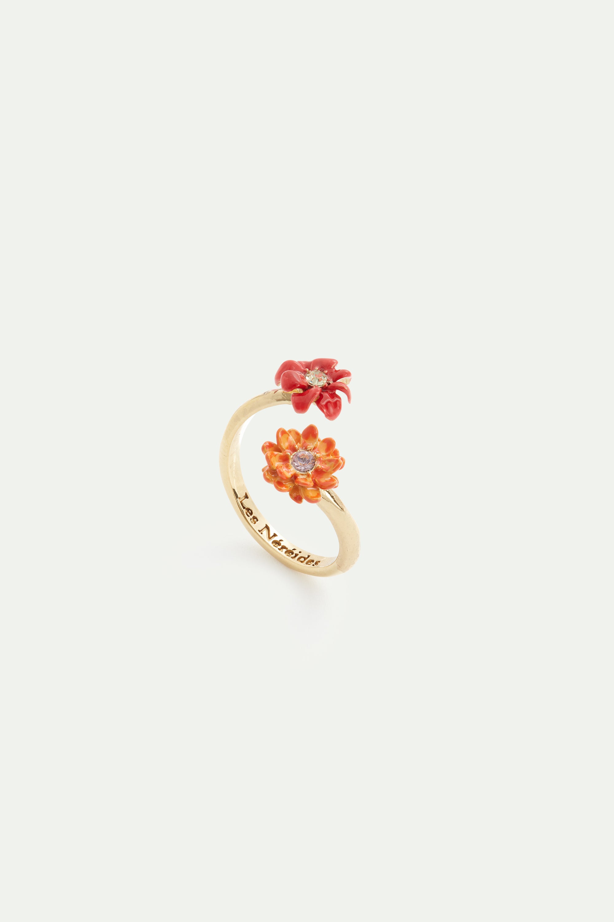 Flower and crystal adjustable ring