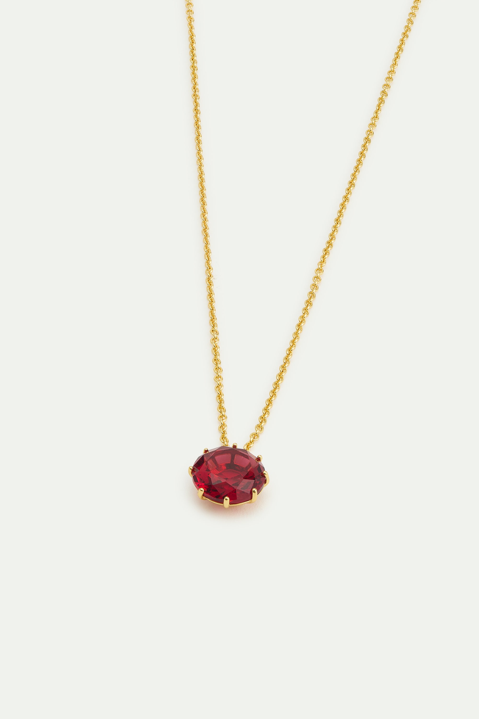 Fine necklace with dark pink round stone