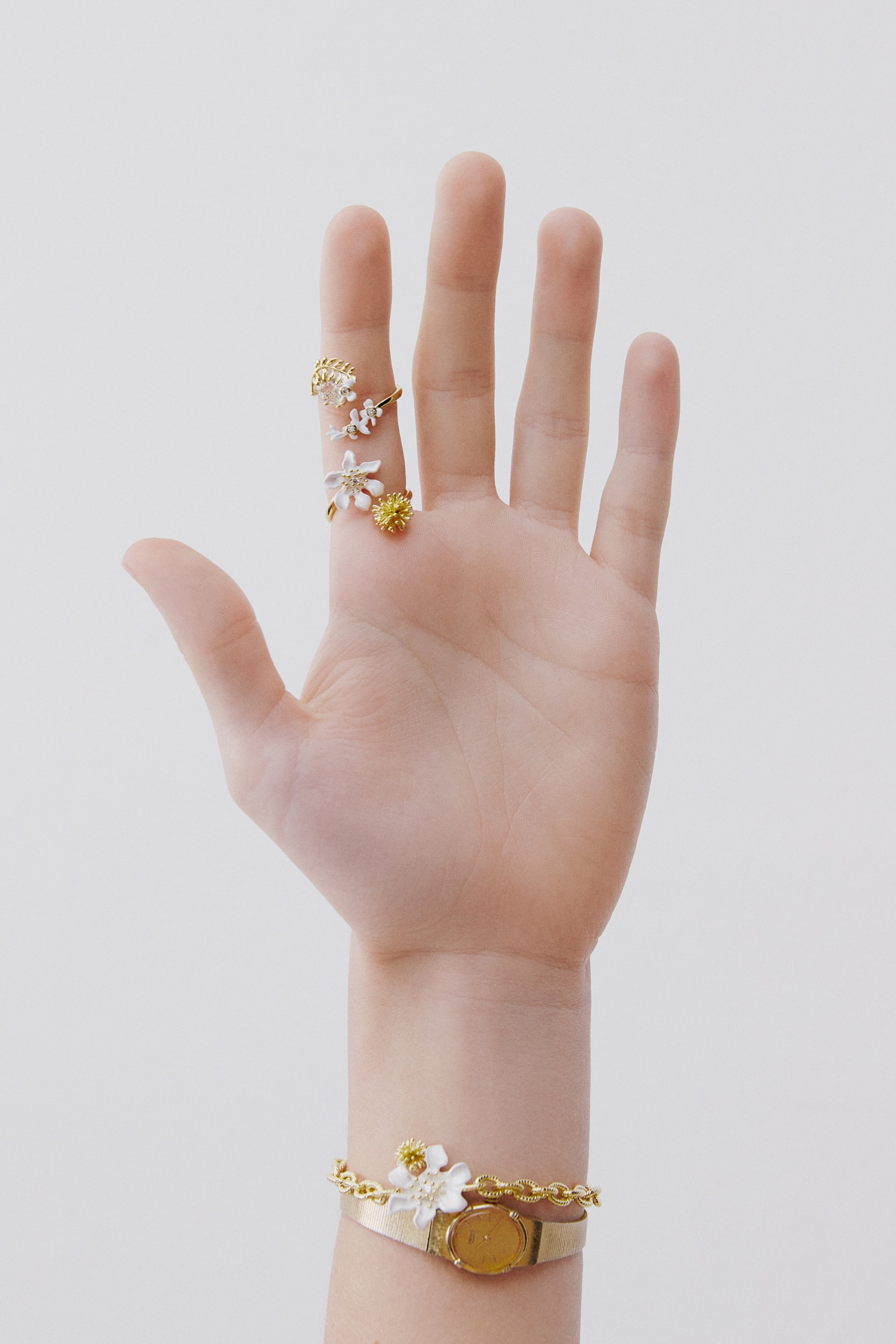 Large white clematis and Japanese kerria adjustable ring