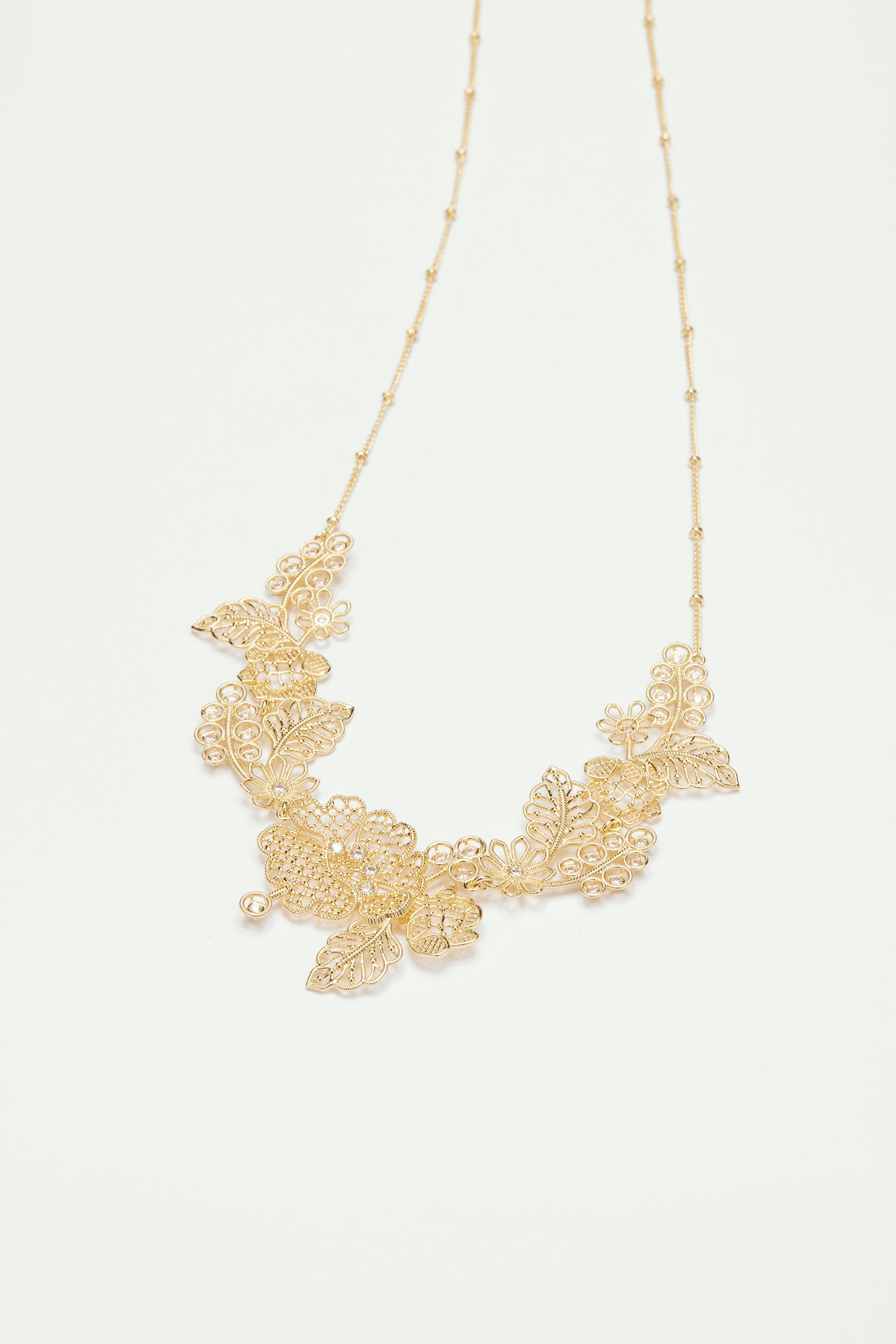 Gold thread statement necklace