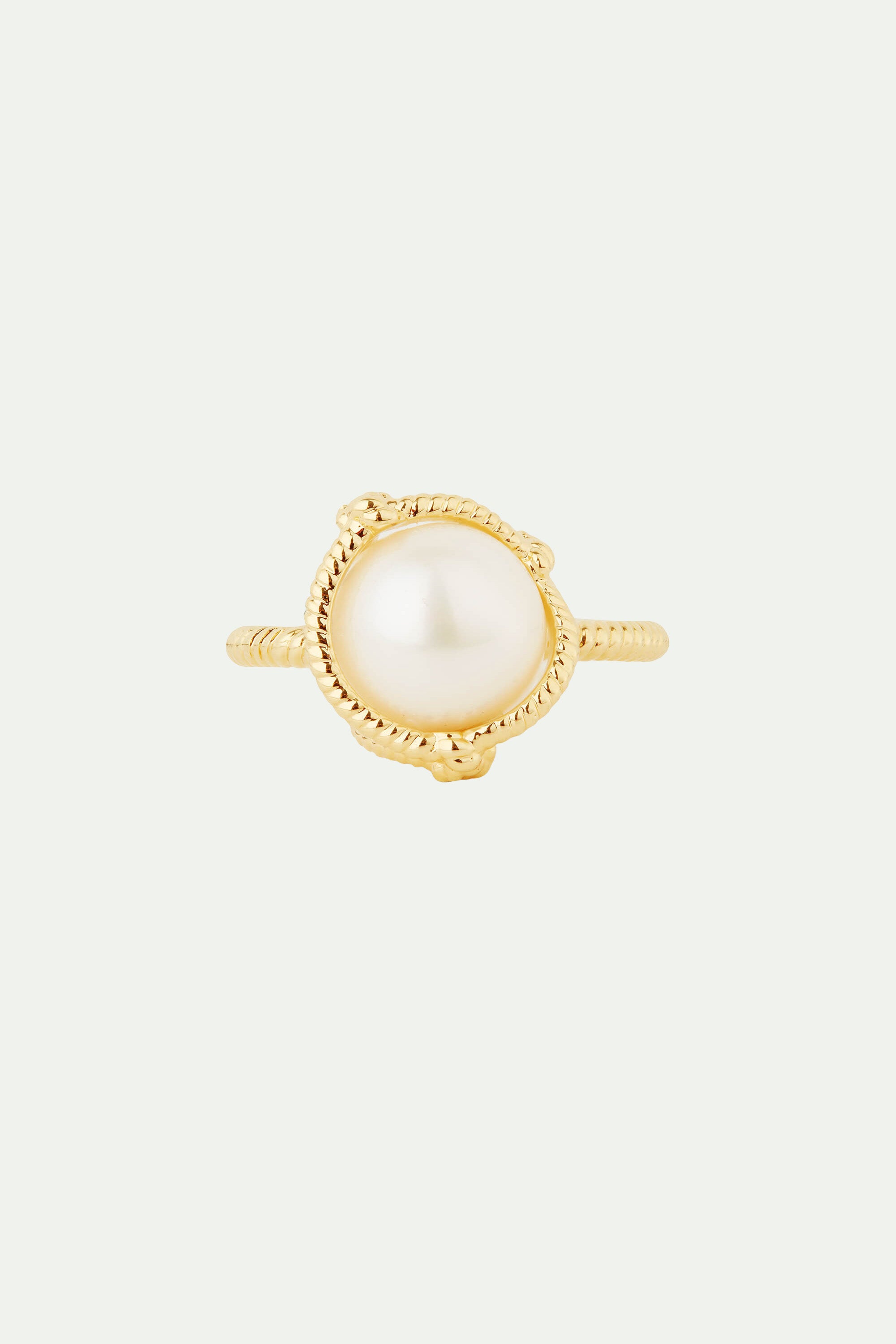 Cultured pearl and rope solitaire ring