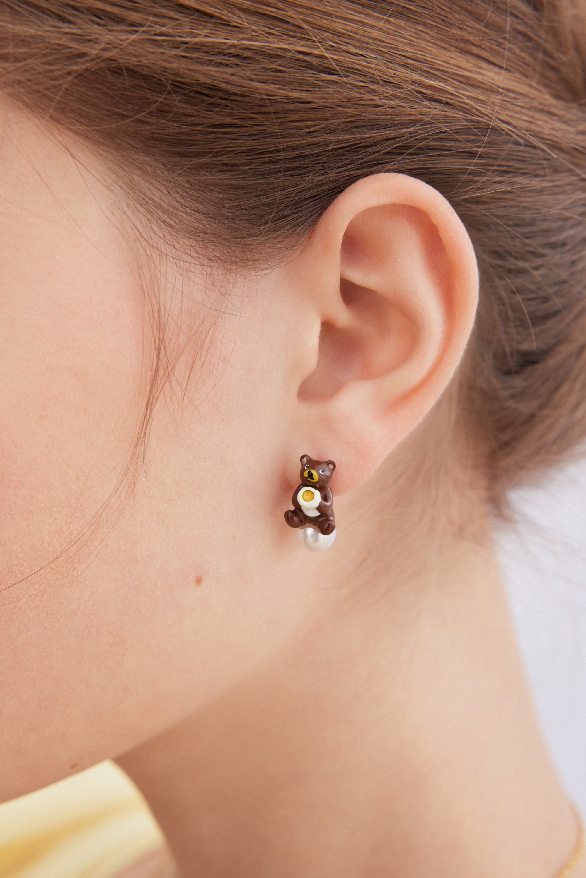 Asymmetrical earrings with Goldilocks and Bear, faceted crystal