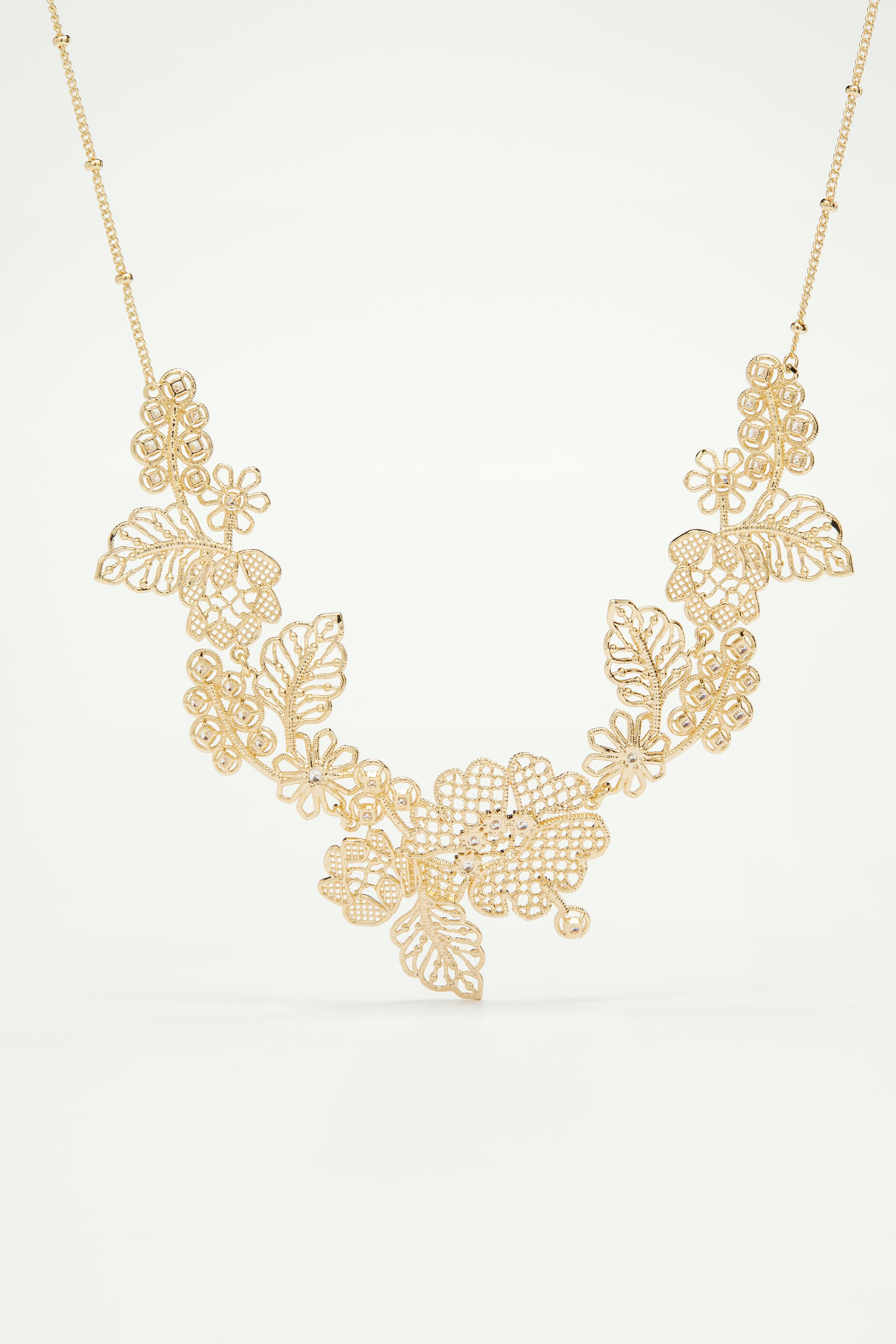 Gold thread statement necklace