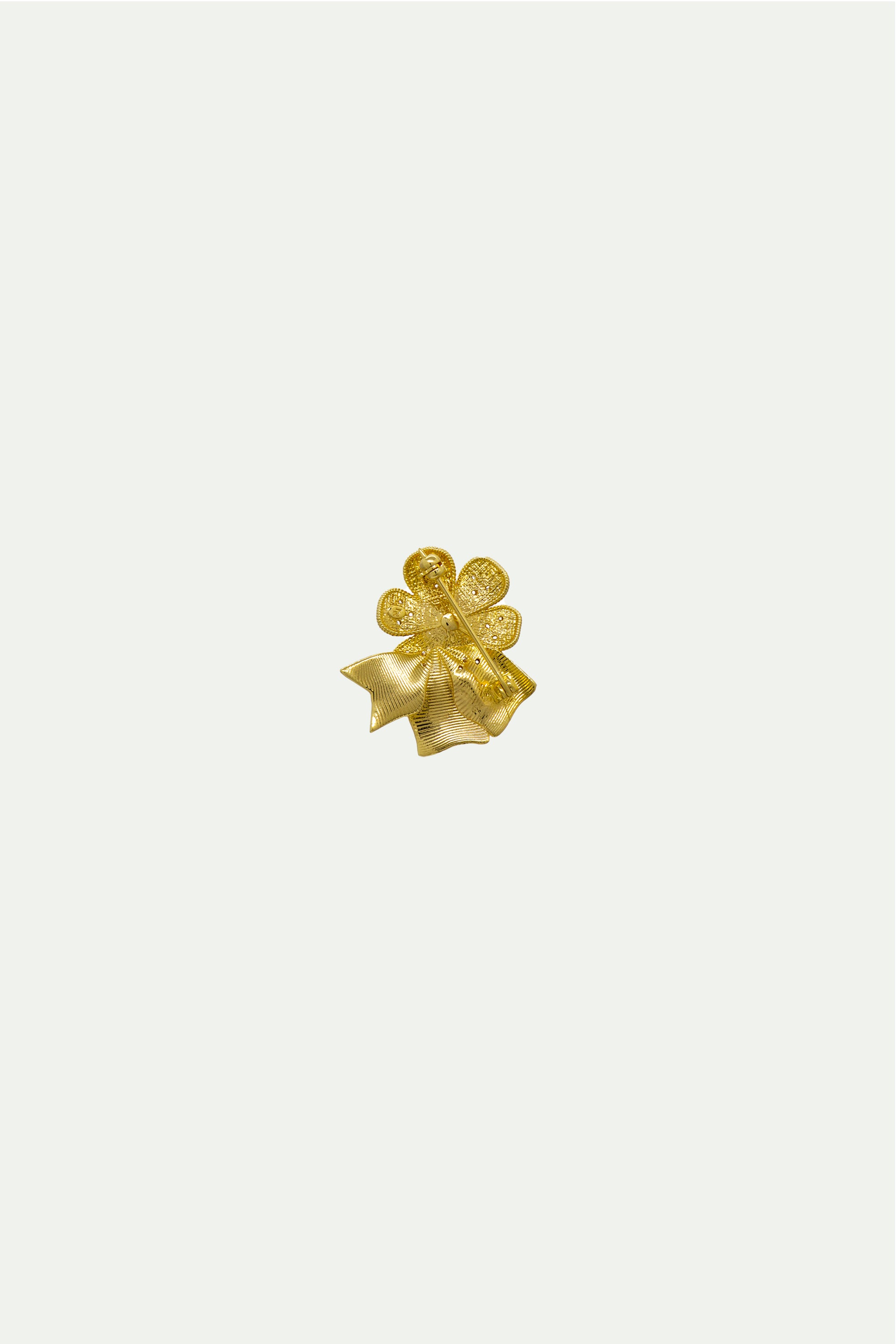 Gold-plated brass flower brooch and artificial pearl