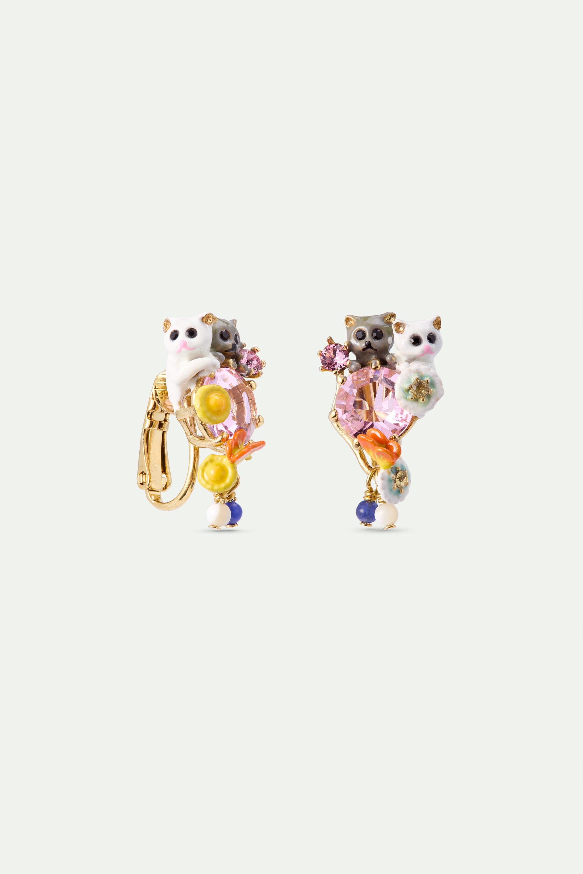 Clip earrings LITTLE CATS White & black cats w/ pink glass stone & be