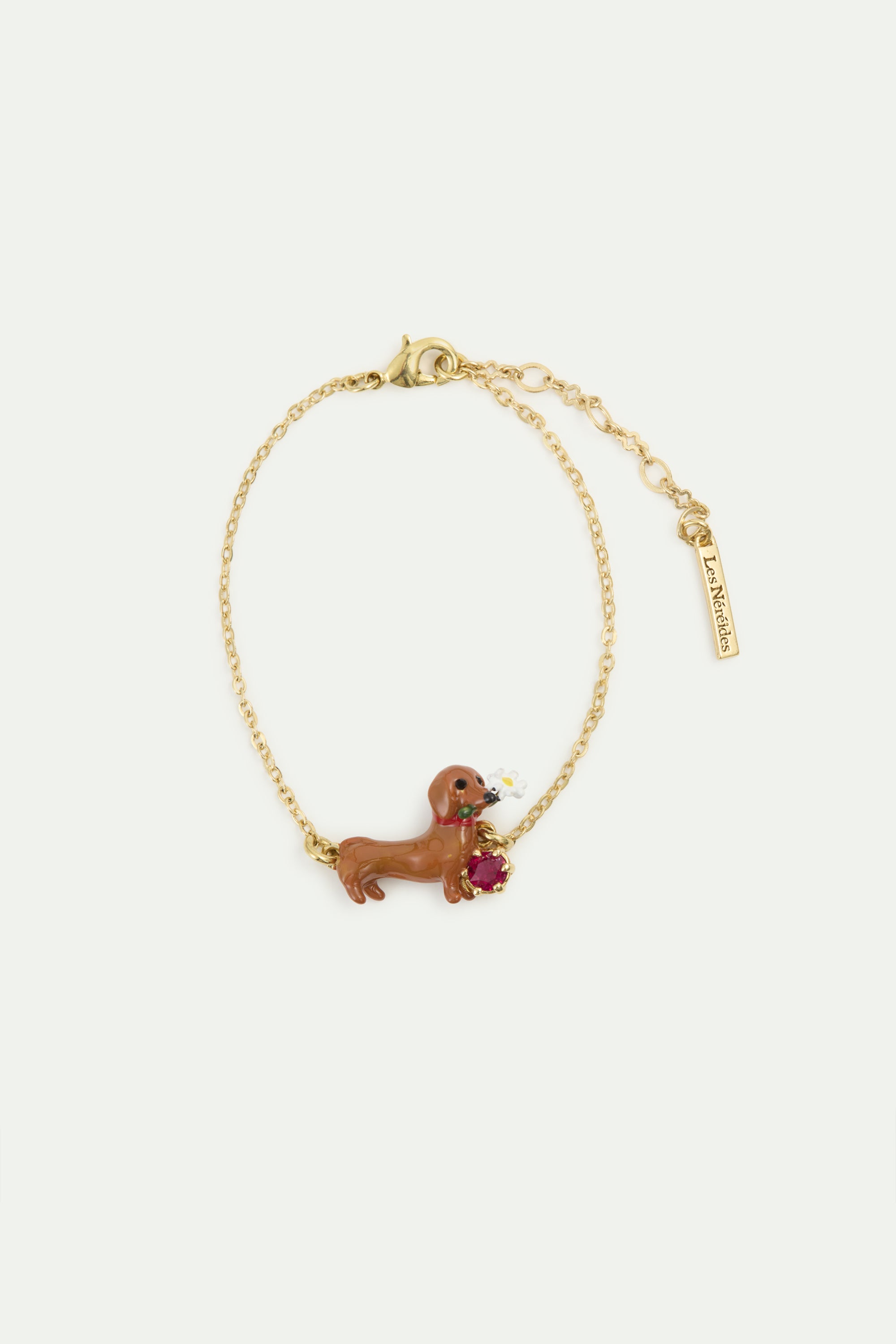 Basket, daisy and red crystal fine bracelet