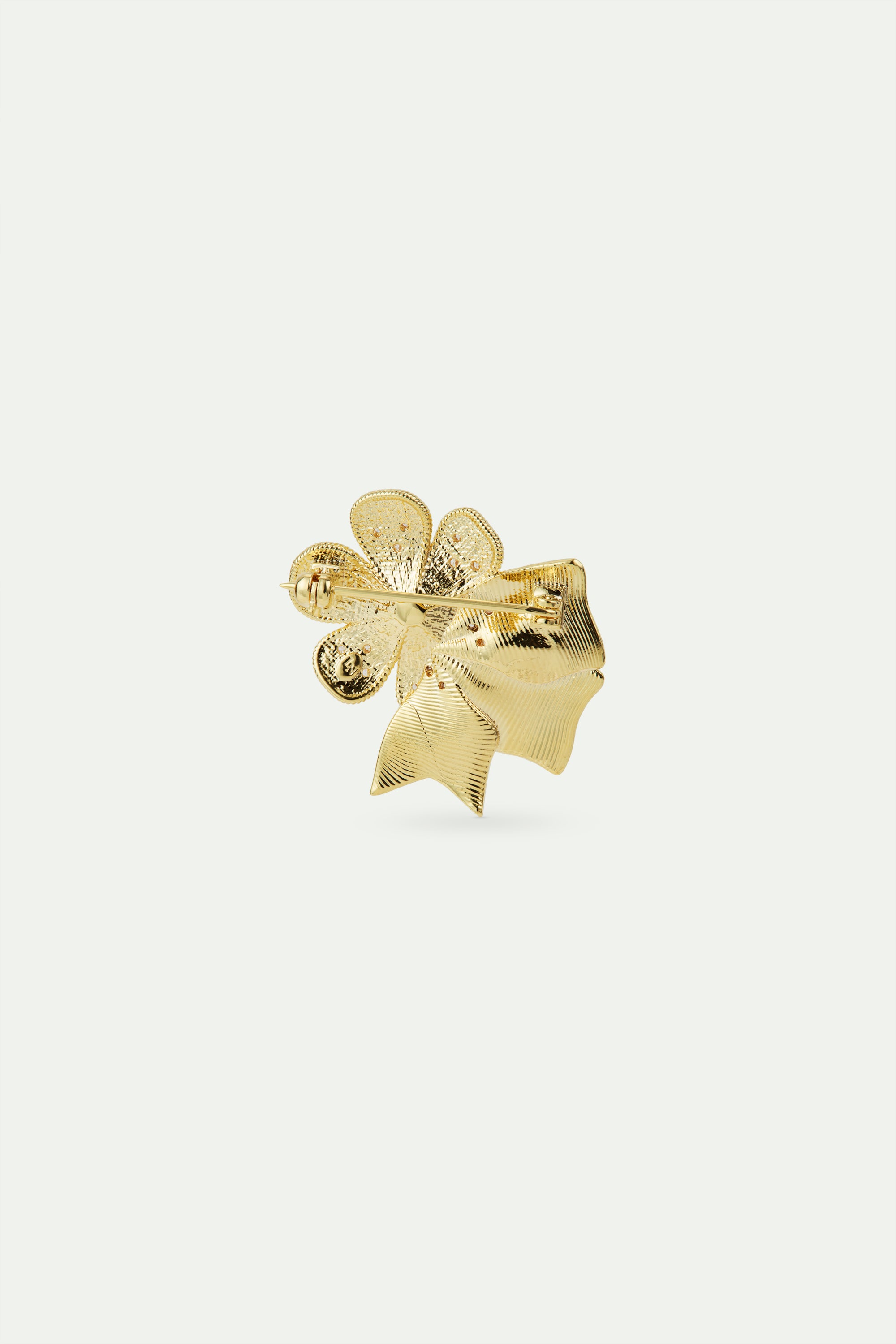 Gold-plated brass flower brooch and artificial pearl