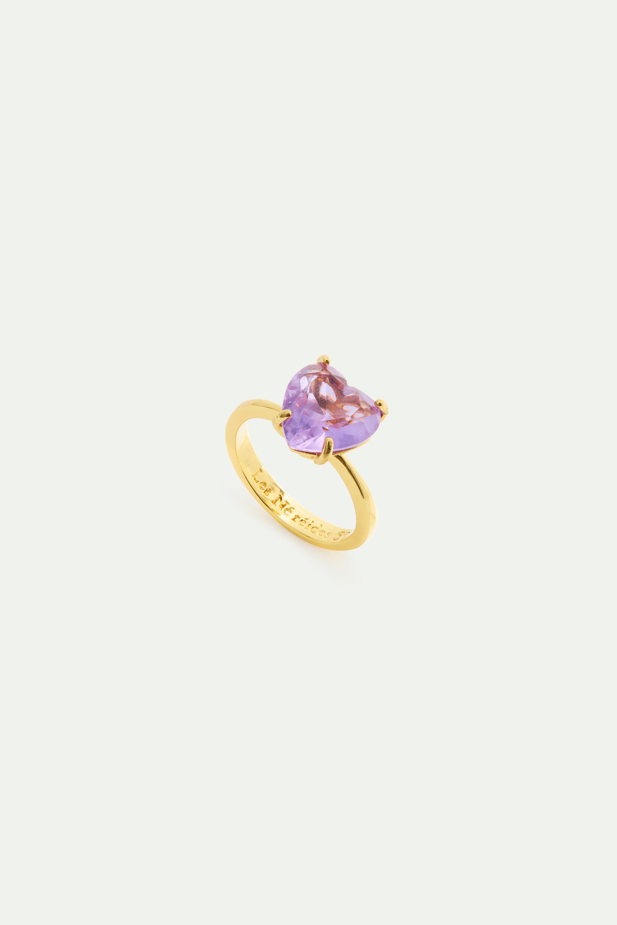 Lavender diamantine heart-shaped stone solitaire ring