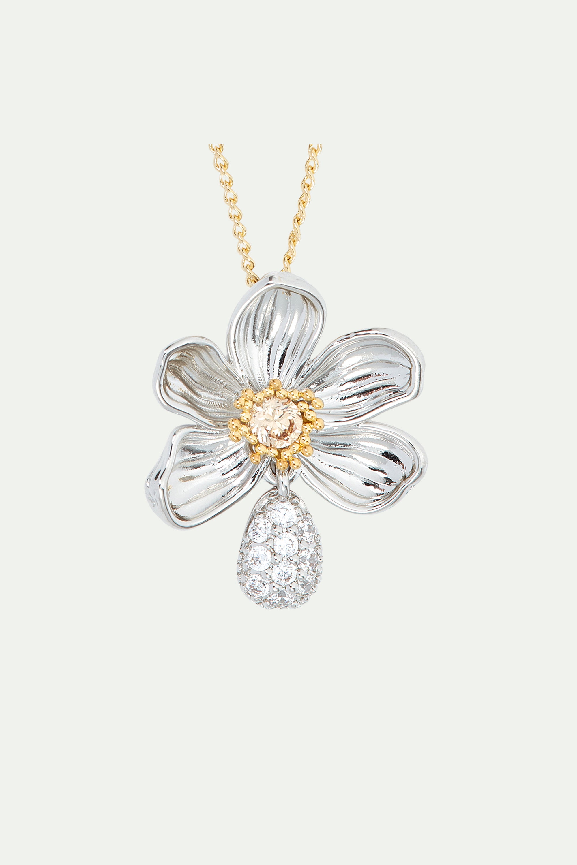 Daisy and engraved petal pendant necklace