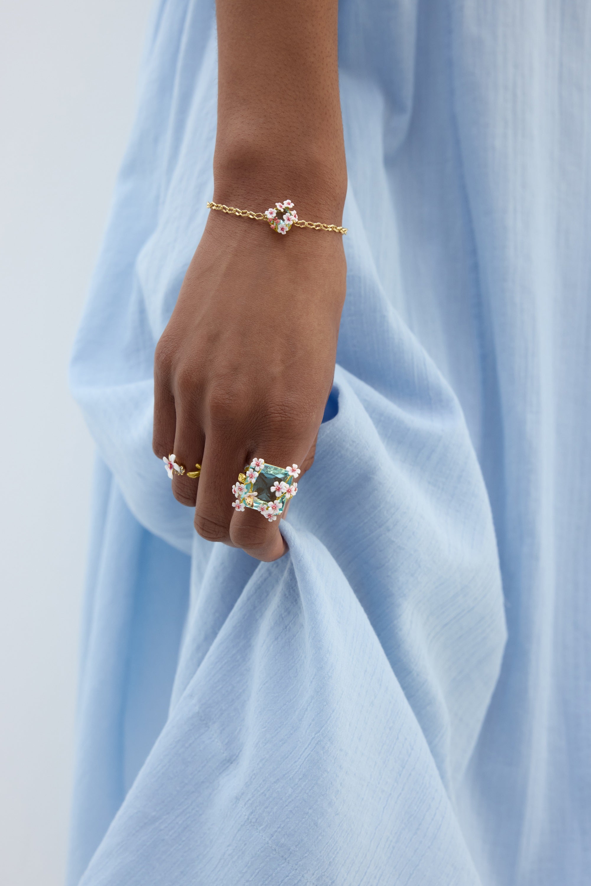 Adjustable Ring DELICATE FLORAISON