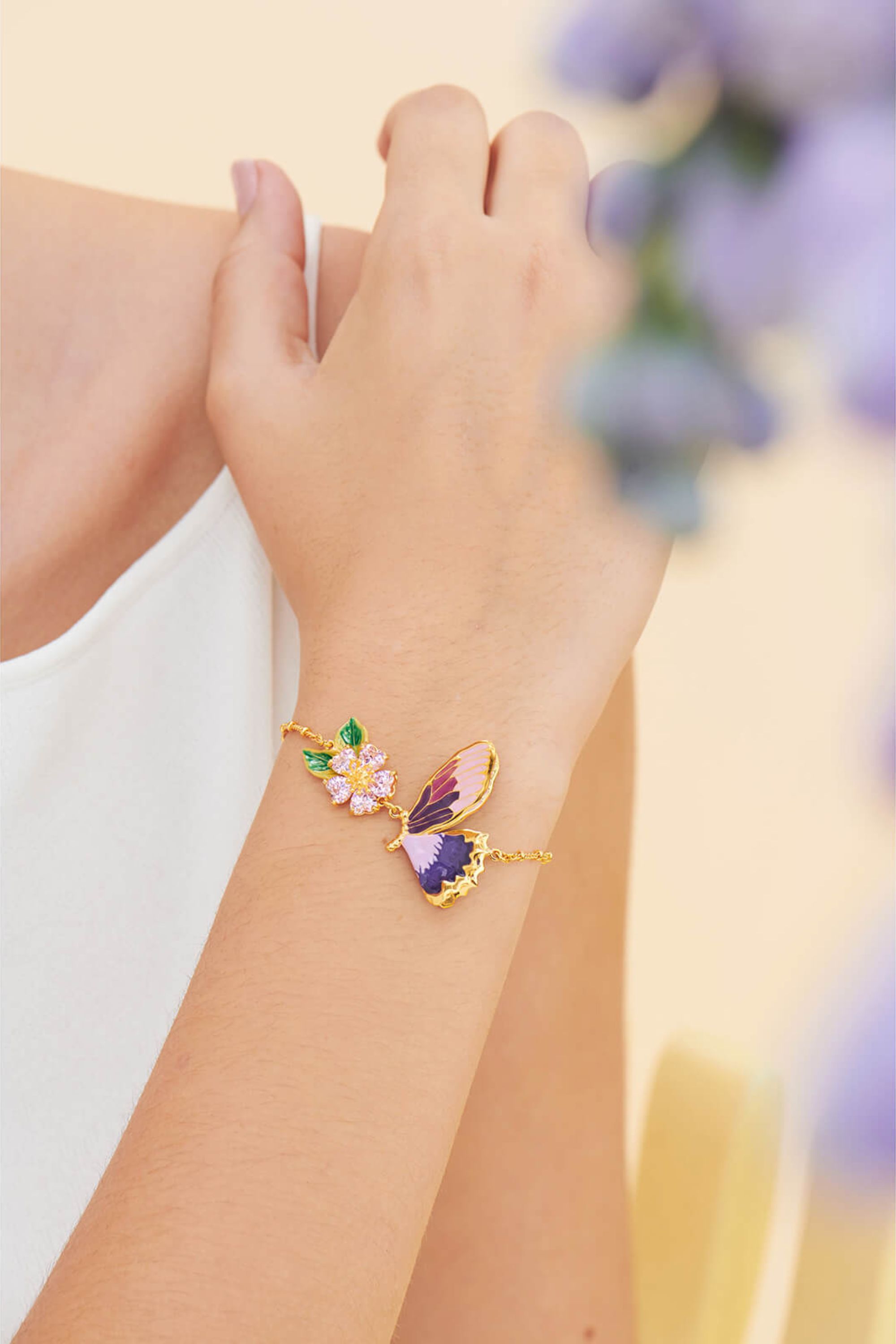 Terinos Butterfly and Heart Flower Petals Thin Bracelet