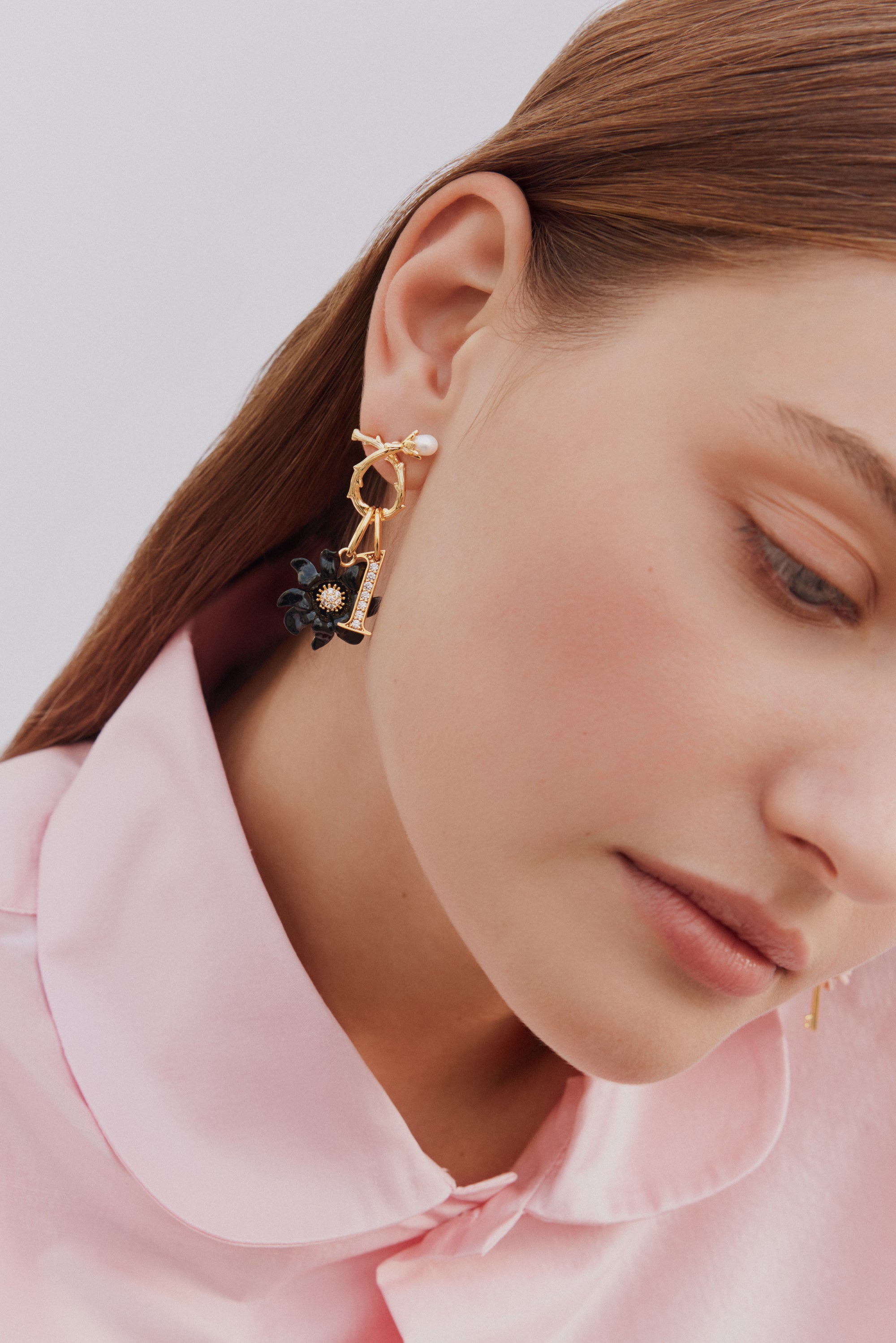 Number 1 pendant, perseverance and courage